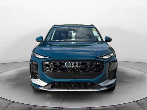 New 2026 Audi Q3 quattro 2.0T AWD/4WD image 2