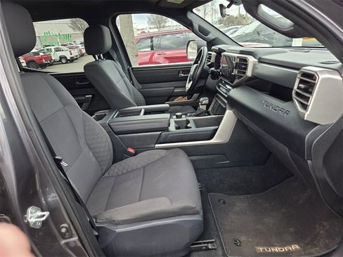 Used 2025 Toyota Tundra SR5 image 3