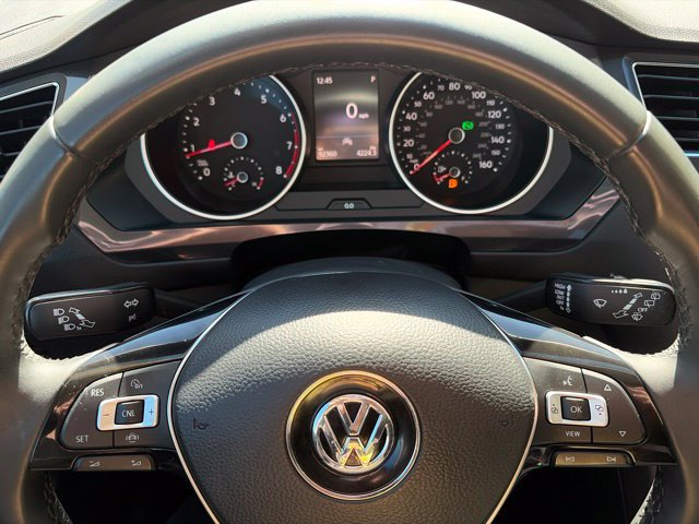 Used 2020 Volkswagen Tiguan SE w/ Panoramic Sunroof Package AWD/4WD image 27