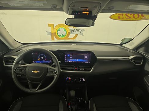 Certified 2025 Chevrolet TrailBlazer LT FWD image 13