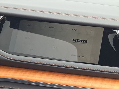 Certified 2025 Jeep Grand Cherokee Summit image 10