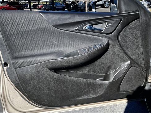 Used 2024 Chevrolet Malibu LT image 22