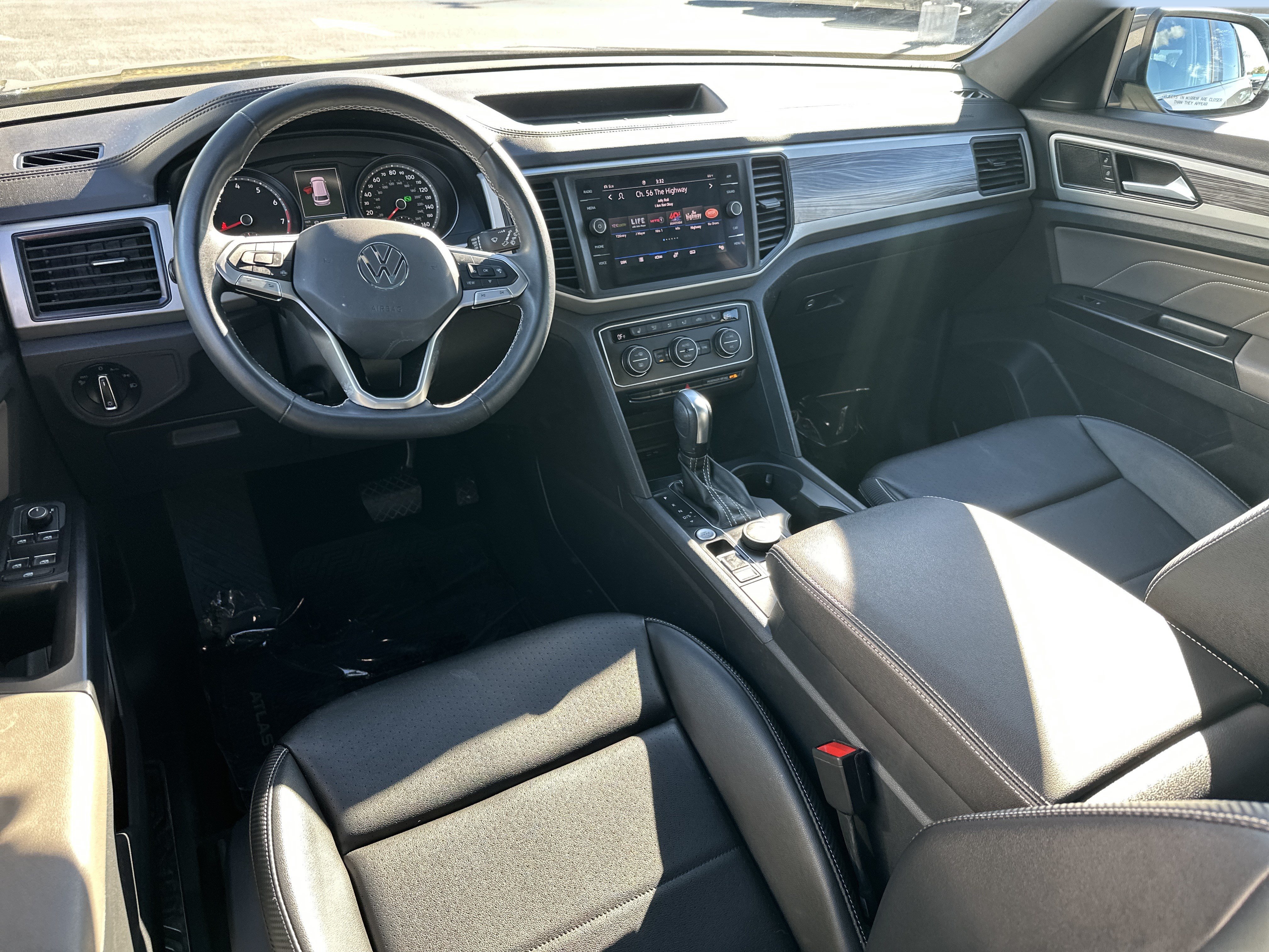Used 2021 Volkswagen Atlas Cross Sport SE w/ Panoramic Sunroof Package AWD/4WD image 8