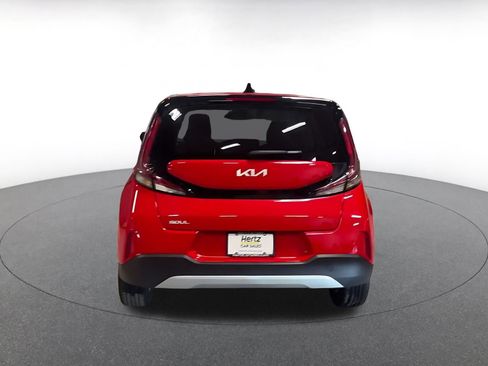 Used 2025 Kia Soul LX w/ LX Technology Package image 12