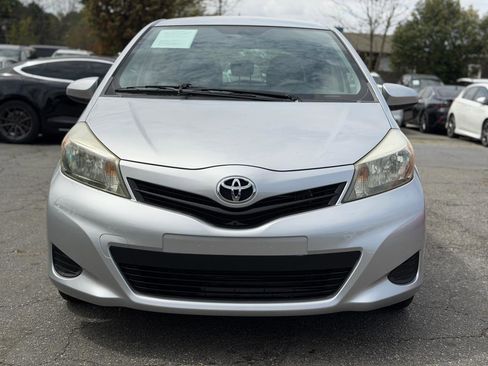 Used 2012 Toyota Yaris L image 8