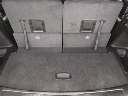 Used 2025 Jeep Grand Cherokee L Limited image 34