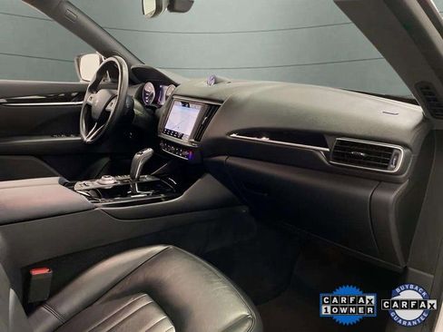 Used 2021 Maserati Levante image 46