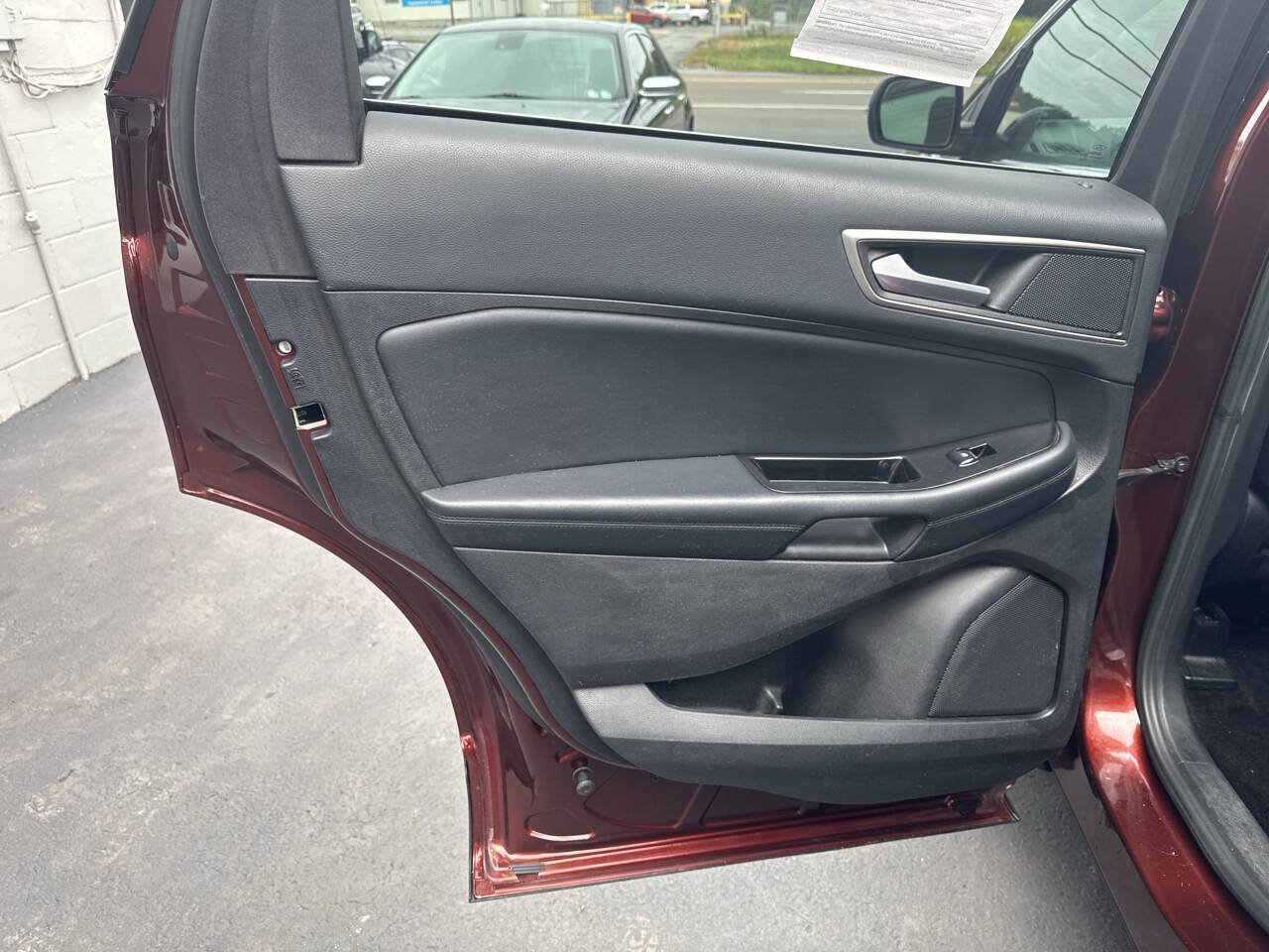 Used 2016 Ford Edge SEL w/ Equipment Group 201A AWD/4WD image 17