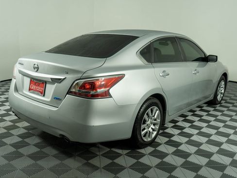 Used 2014 Nissan Altima 2.5 S image 6