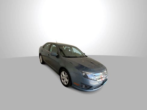 Used 2012 Ford Fusion SE FWD image 2
