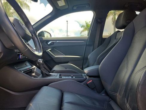 Used 2021 Audi Q3 2.0T Premium Plus w/ Premium Plus Package AWD/4WD image 17