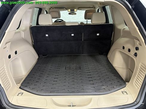 Used 2021 Jeep Grand Cherokee Laredo AWD/4WD image 15