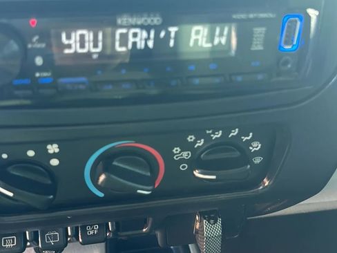 Used 2003 Jeep Wrangler Sahara image 26