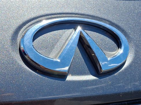 Used 2022 INFINITI QX60 Sensory w/ Cargo Package AWD/4WD image 9