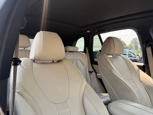 Used 2021 BMW X5 xDrive40i w/ M Sport Package AWD/4WD image 9