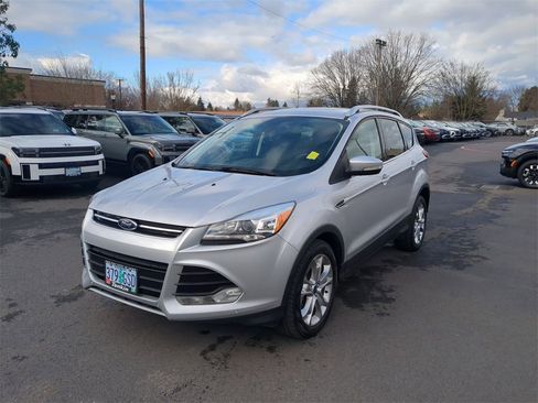Used 2014 Ford Escape Titanium w/ Equipment Group 401A image 2