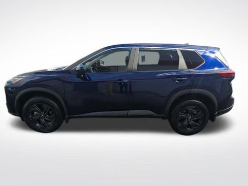 New 2026 Nissan Rogue SV w/ Cold Weather Package AWD/4WD image 3