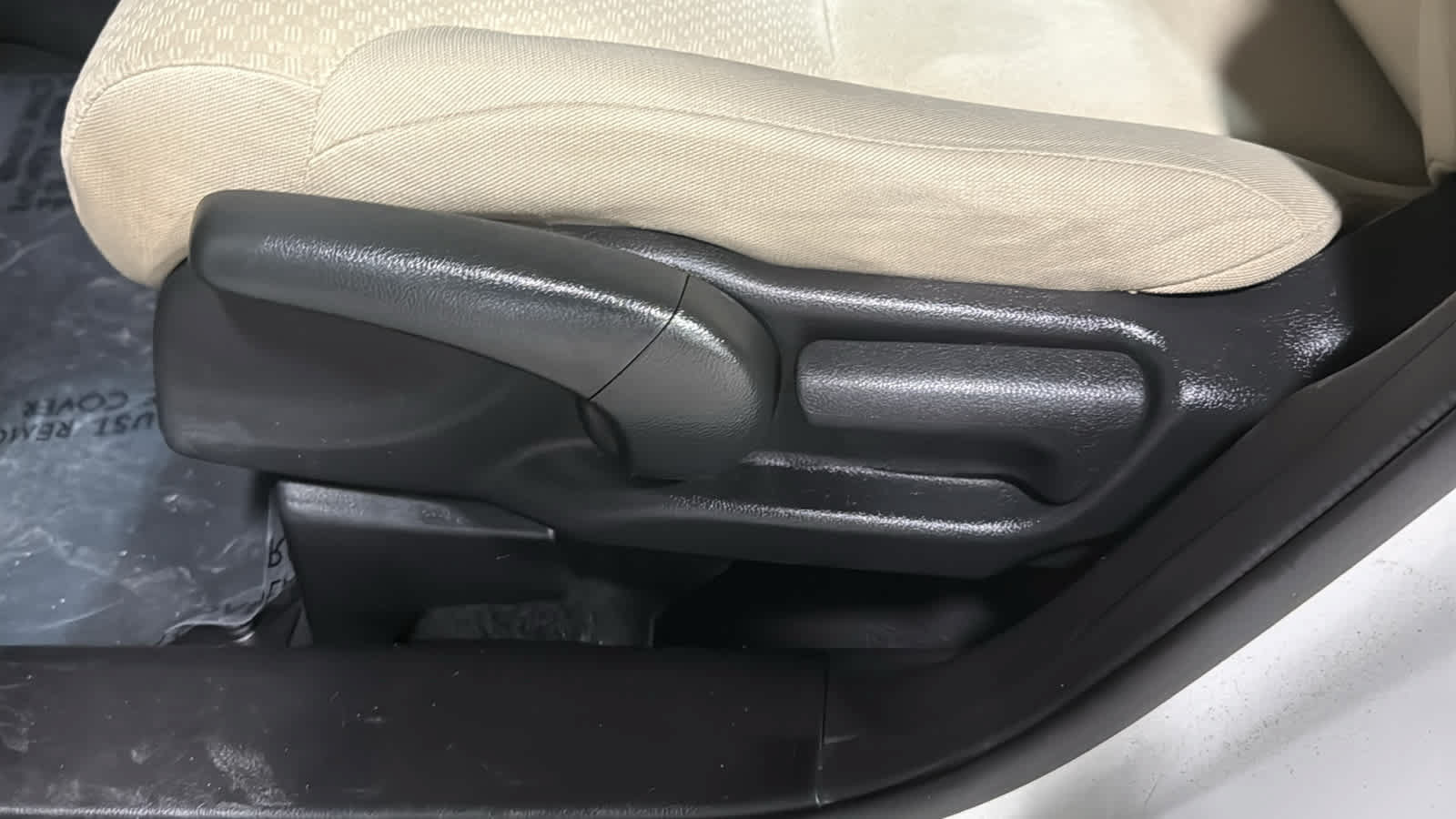 Used 2016 Honda CR-V LX image 19