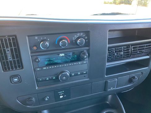 Used 2025 Chevrolet Express 2500 w/ Driver Convenience Package RWD image 45
