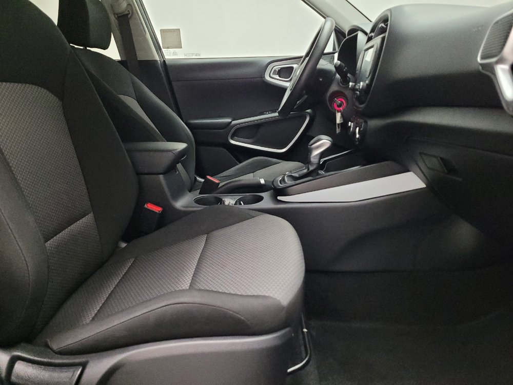 Used 2020 Kia Soul LX FWD image 21