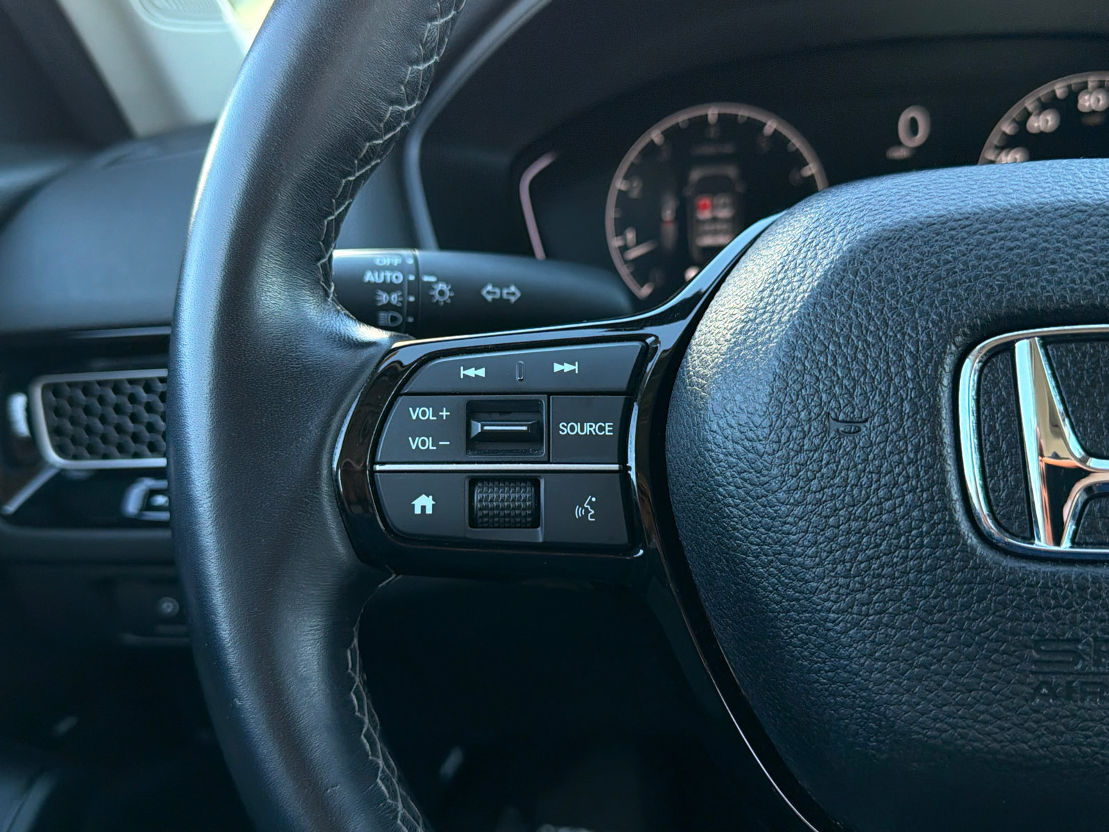Used 2023 Honda Civic EX image 21