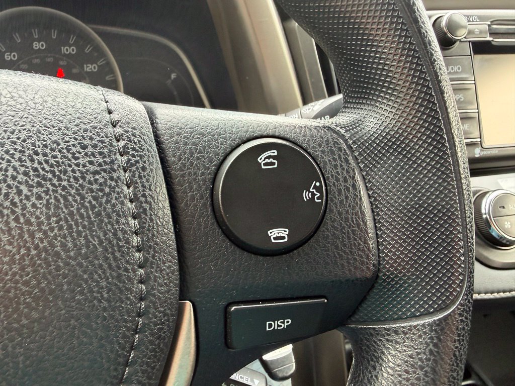 Used 2015 Toyota RAV4 XLE AWD/4WD image 6