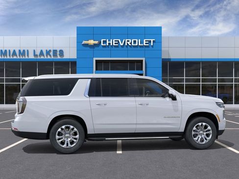 New 2026 Chevrolet Suburban LT RWD image 5
