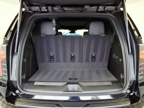 Used 2025 Chevrolet Tahoe Z71 w/ Comfort Package image 10