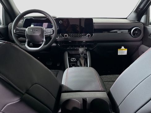 Used 2025 Chevrolet Colorado Z71 w/ Midnight Edition image 22