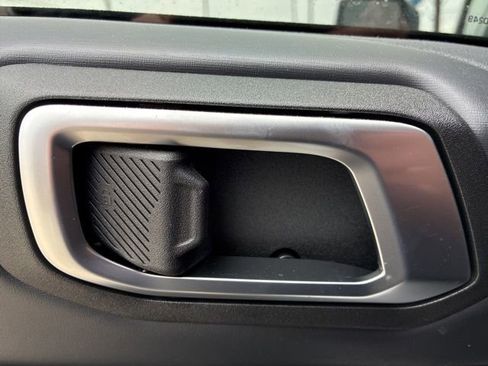 New 2025 Ford Bronco Badlands image 19