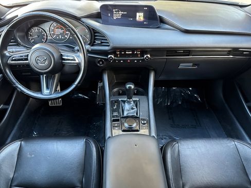 Used 2021 MAZDA MAZDA3 Hatchback w/Premium Plus Pkg image 12