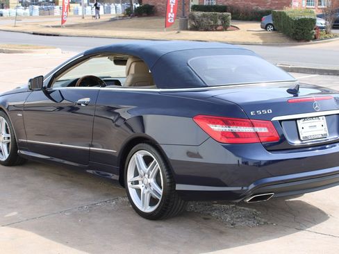 Used 2012 Mercedes-Benz E 550 Cabriolet image 32