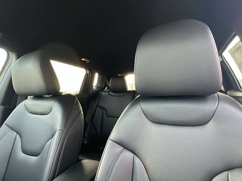 New 2026 Jeep Compass Limited image 11