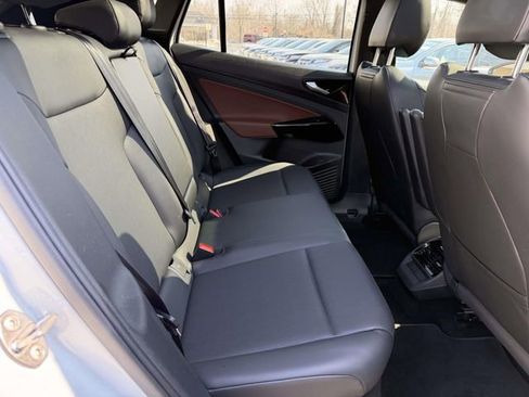 Used 2022 Volkswagen ID.4 Pro S image 9