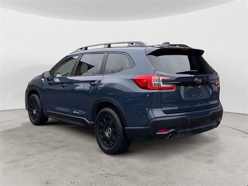 Used 2023 Subaru Ascent Onyx Edition image 3
