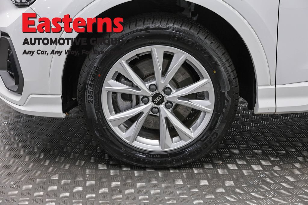 Used 2025 Audi Q3 2.0T Premium AWD/4WD image 32