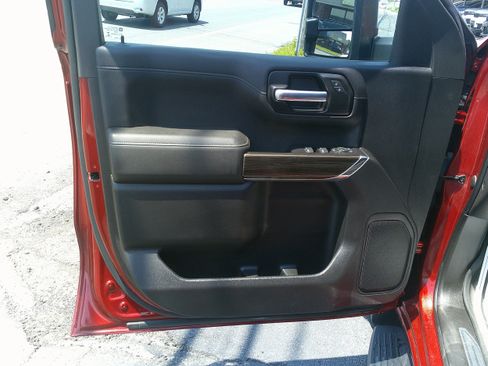Used 2021 Chevrolet Silverado 1500 RST AWD/4WD image 15