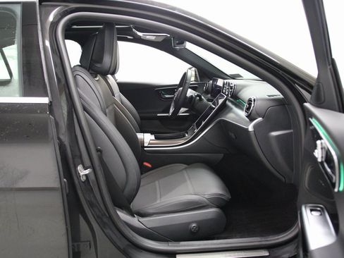 Certified 2025 Mercedes-Benz C 300 4MATIC Sedan image 21