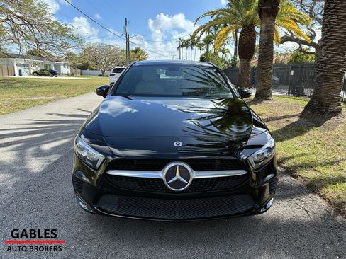 Used 2019 Mercedes-Benz A 220 image 3