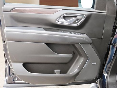 Used 2023 Chevrolet Tahoe Z71 image 12