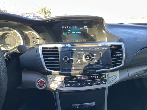 Used 2015 Honda Accord EX image 12