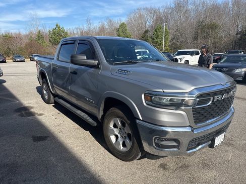 Used 2025 RAM 1500 Big Horn image 4