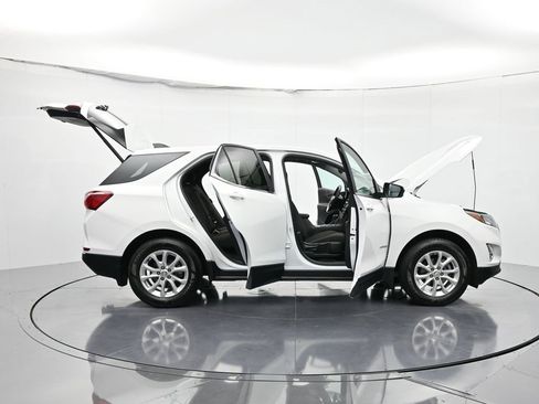 Used 2021 Chevrolet Equinox LT image 42