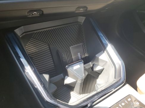 Used 2025 BMW X3 xDrive30i w/ Premium Package image 29