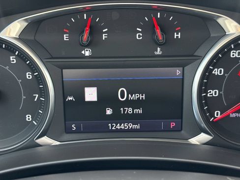 Certified 2020 GMC Terrain SLT w/ Preferred Package AWD/4WD image 12