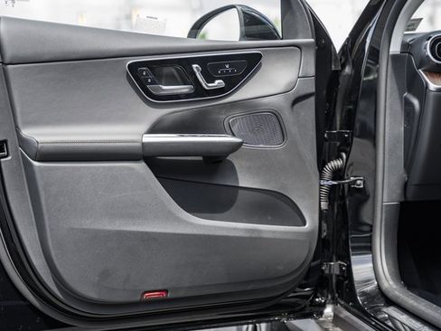 New 2025 Mercedes-Benz GLC 350e 4MATIC image 35