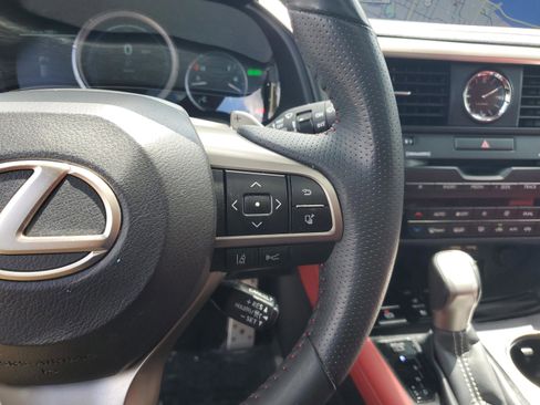 Used 2022 Lexus RX 450h F Sport image 32