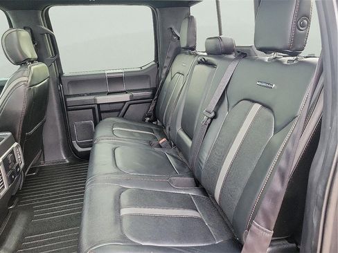 Used 2018 Ford F150 Platinum w/ Equipment Group 701A Luxury image 13