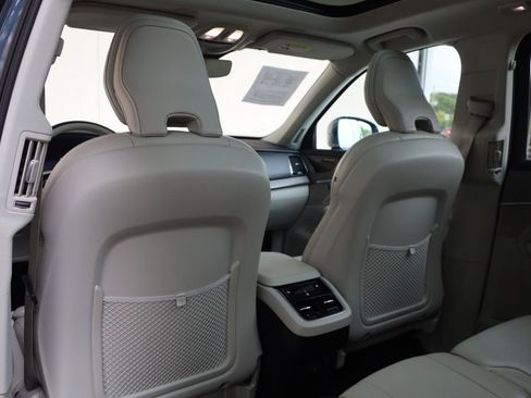Used 2023 Volvo XC90 B6 Ultimate w/ Protection Package Premier AWD/4WD image 21