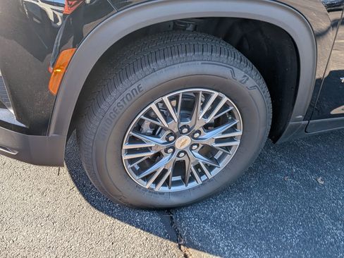 New 2026 Chevrolet Traverse LT w/ Driver Confidence Package image 11